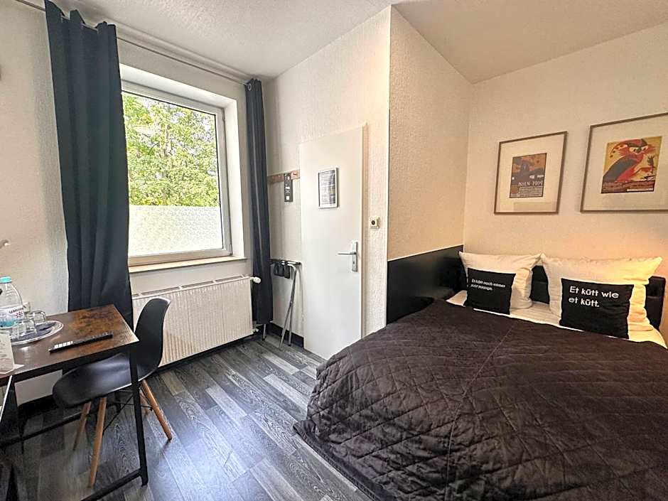 Hotel Alt Deutz City-Messe-Arena KONTAKTLOSER SELF CHECK-IN