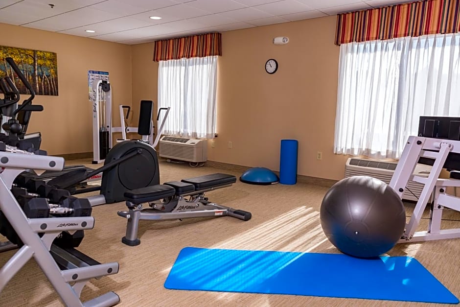 Holiday Inn Express Hartford Newington By IHG