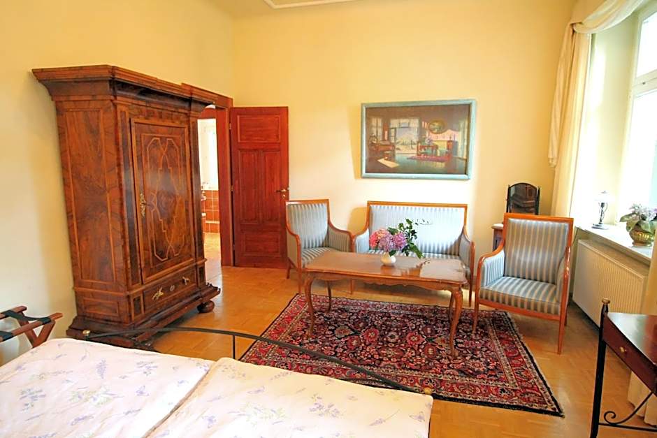 Hotel-Appartement-Villa Ulenburg
