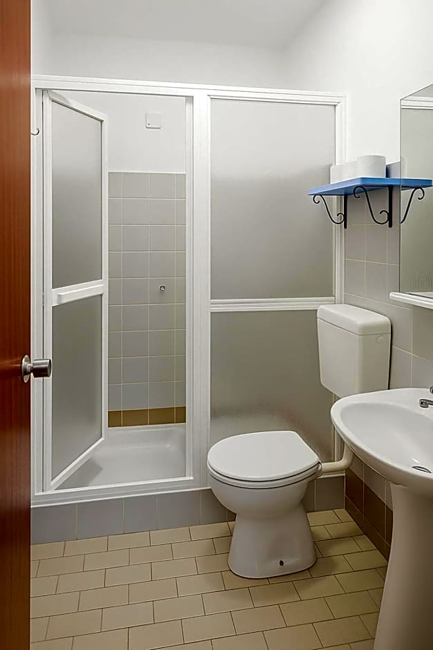 Lagos Central Suite DBV Guesthouse