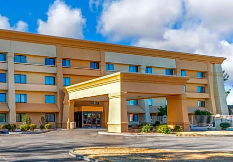 La Quinta by Wyndham Las Cruces Organ Mountain