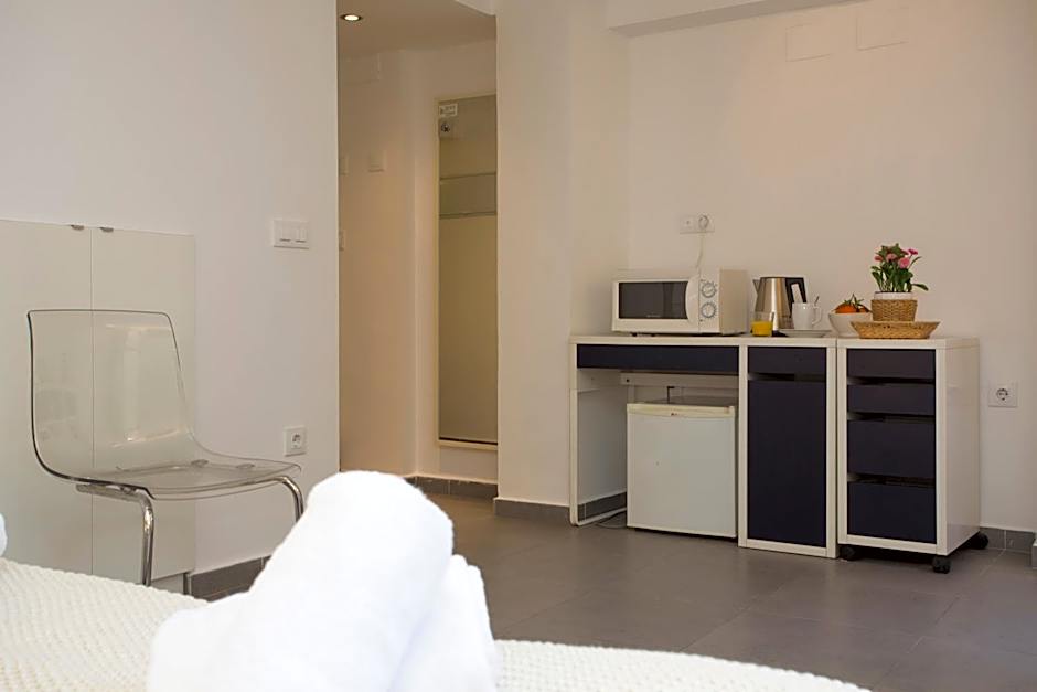 SingularStays Botanico 29 Rooms