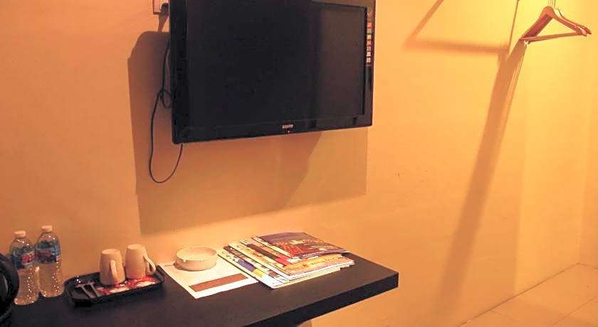 Hotel Austin Paradise