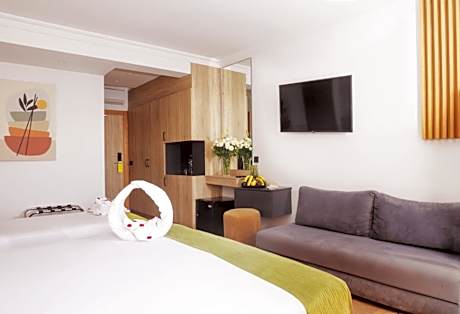 family sea view room