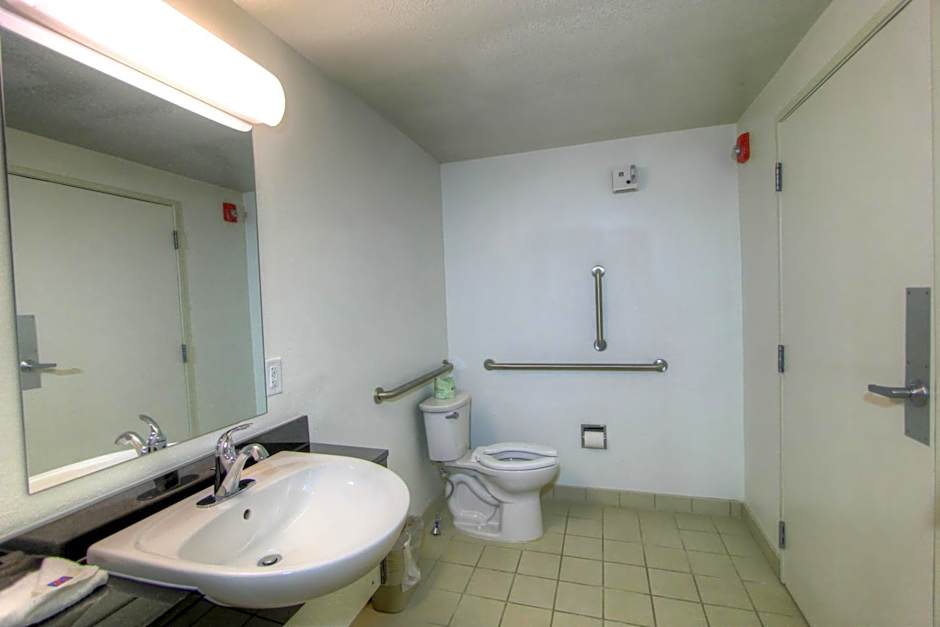 Howard Johnson by Wyndham Harrisonburg