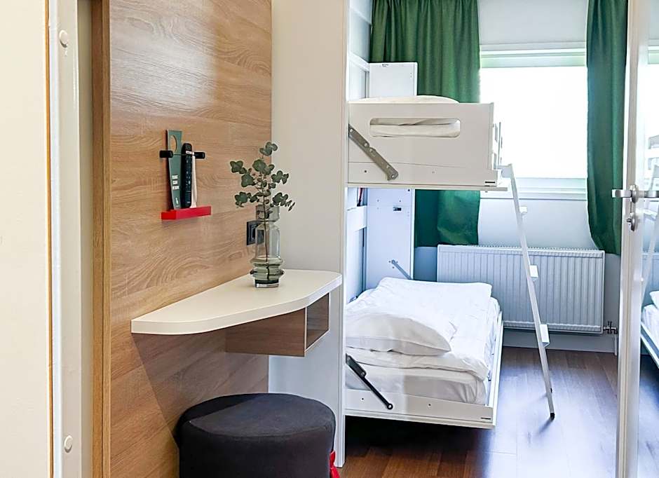Photo 1 of 9 of Good Morning Triple Room