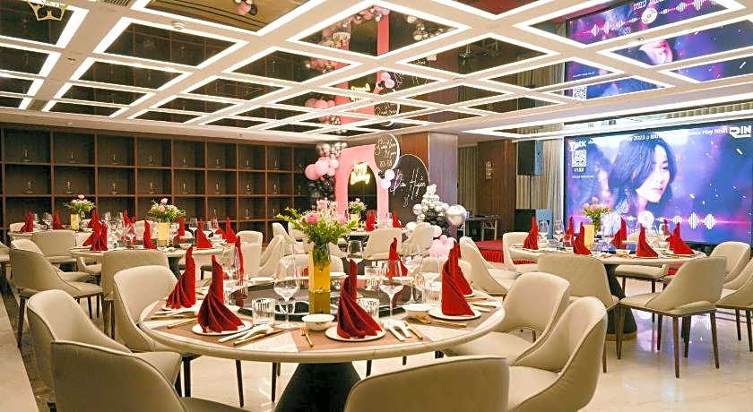 Cua Dong Luxury Hotel