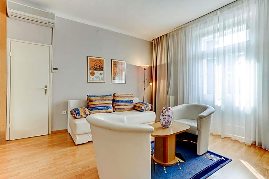 Hotel Moeesy, Blue & Green Oasis - Adults Only