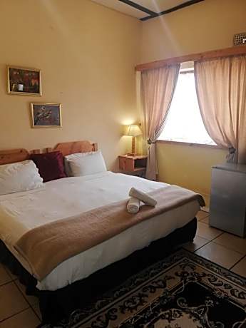 Apartment (1-2 Adults)