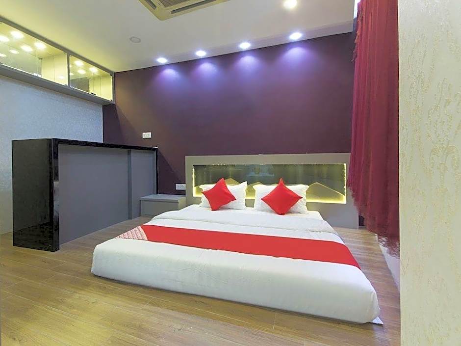 Top Garden Hotel