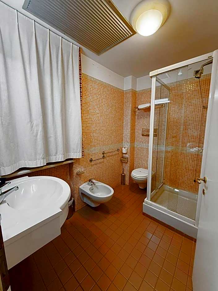 Hotel Lory & Ristorante Ferraro