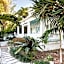 Deluxe King with Balcony - at James House with Parking!