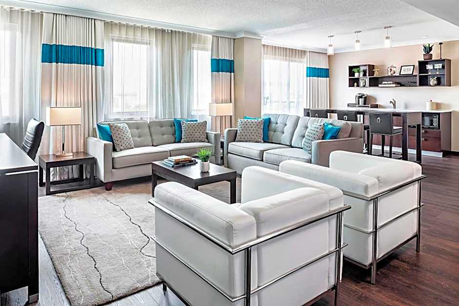 Four Points by Sheraton Hotel & Suites London