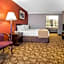 Quality Inn & Suites Minden