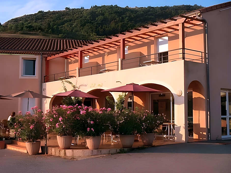 Hotel Restaurant Les Chataigniers