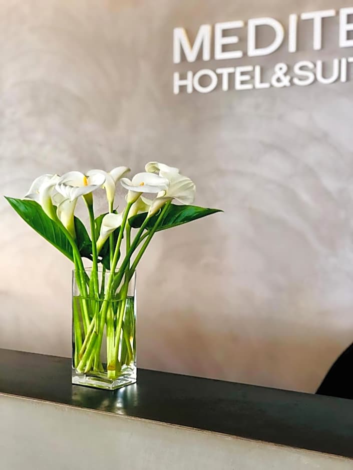 Mediterraneo Hotel & Suites