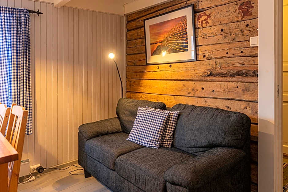 Henningsvær Rorbuer