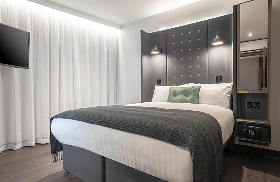 Point A Kensington Olympia