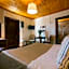 1822 Makrinitsa Suites