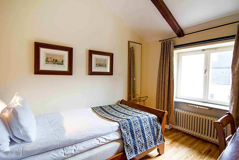 Mayfair Hotel Tunneln