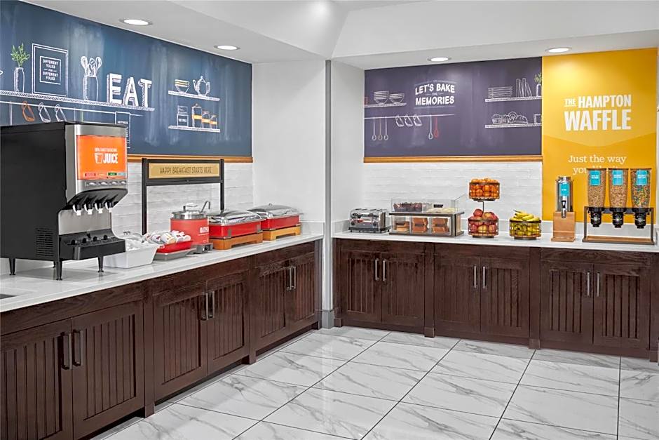 Hampton Inn By Hilton Kansas City The Legends