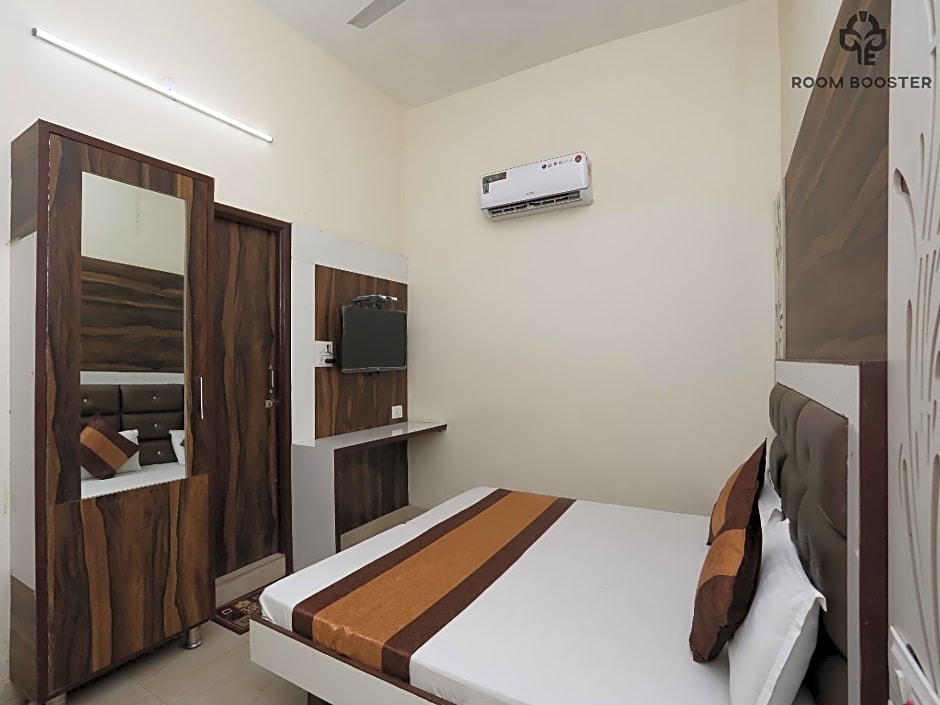 Hotel Sehmi's Best Rest Inn