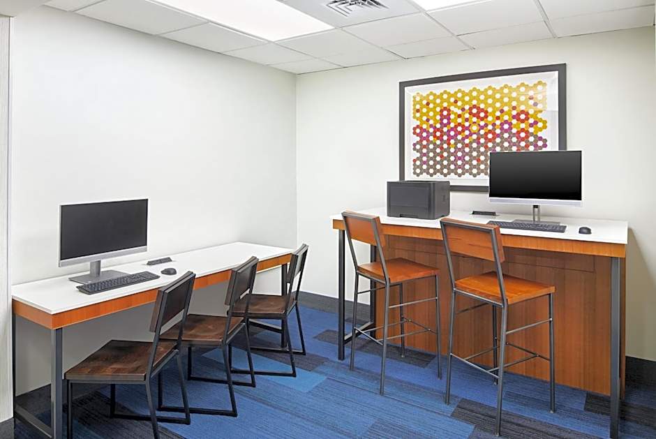 Holiday Inn Express Hotel & Suites Spartanburg-North By IHG