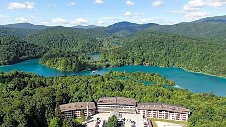 Hotel Jezero