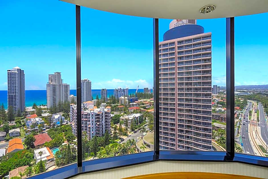 Deluxe Private Apartment and Studio - Ocean Views