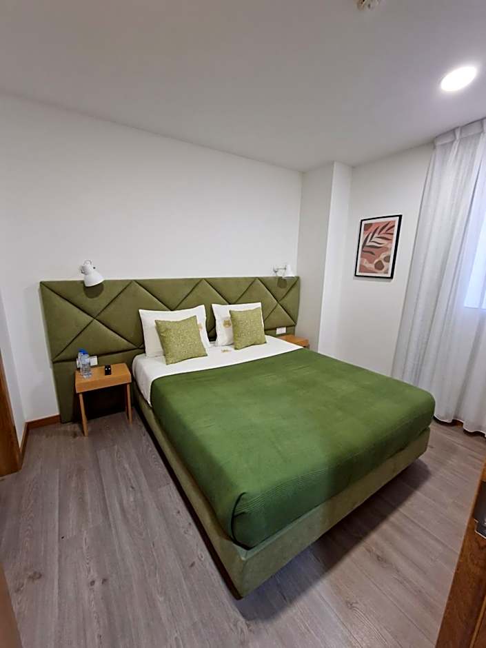 Soldouro Train Suites