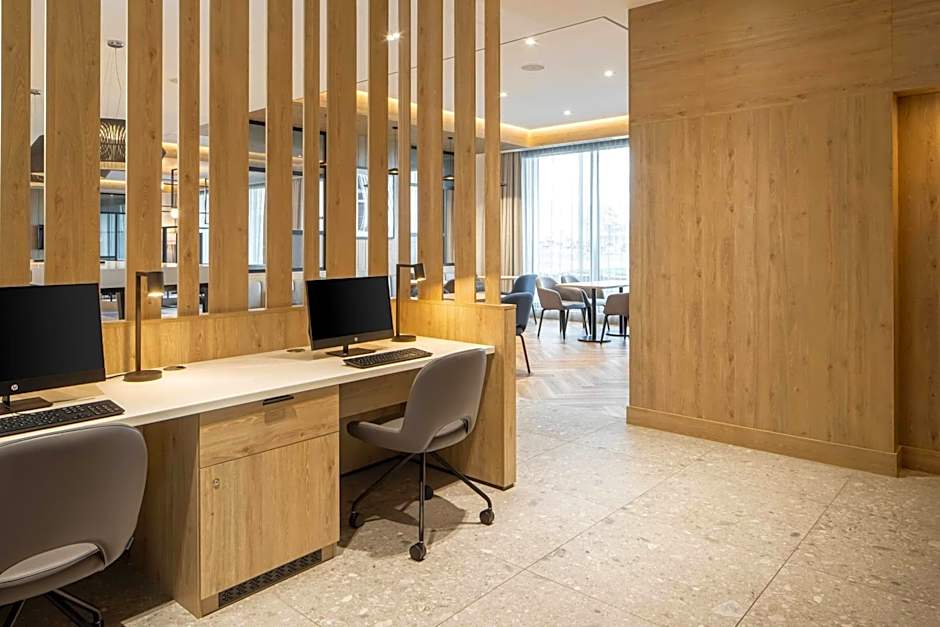 Courtyard by Marriott Inverness Airport