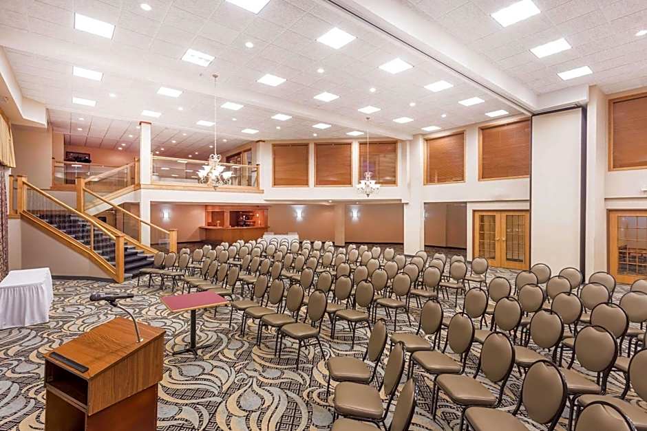 Wyndham Garden Madison Fitchburg