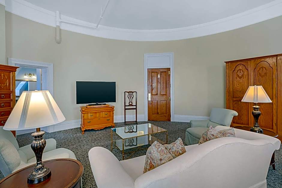 Windsor Hotel, an Ascend Collection Hotel