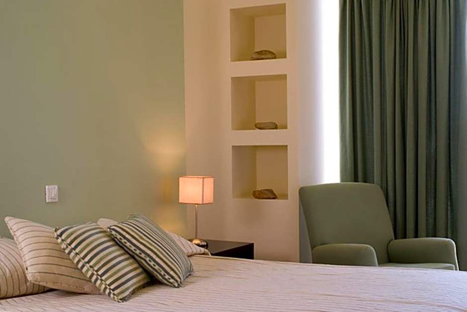 Limira Mare Hotel