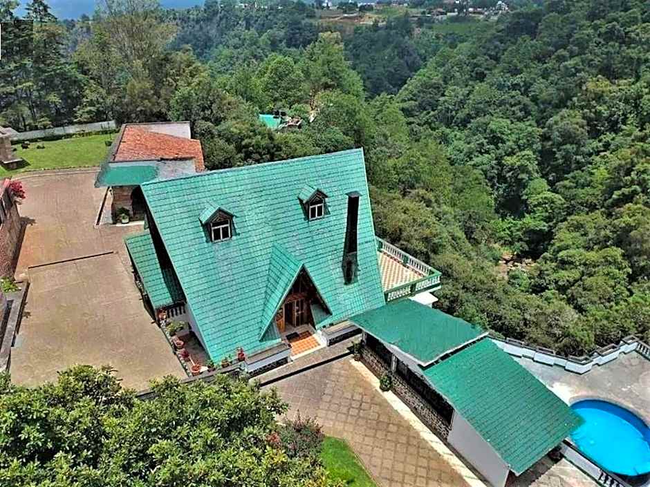 Hotel "La Cabaña de Don Adolfo"