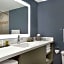 DoubleTree Suites by Hilton Hotel Boston - Cambridge