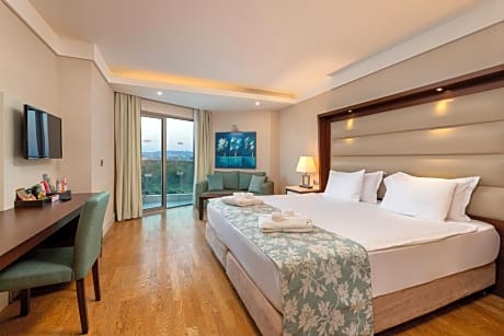 Deluxe Room with partial sea view