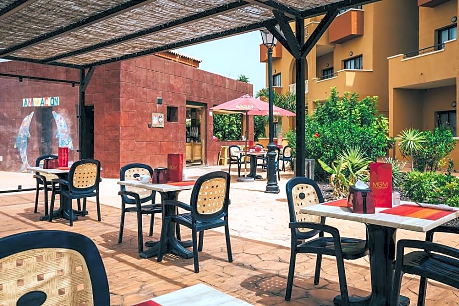 Grand Muthu Golf Plaza Hotel & Spa