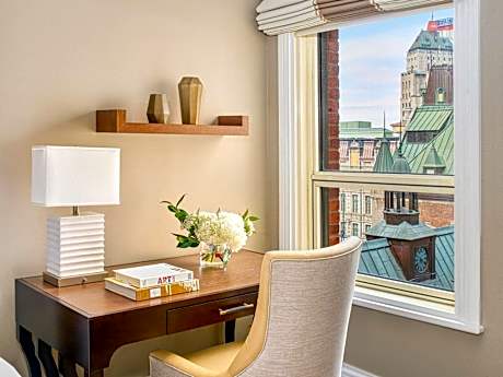 Fairmont Queen Room with City View