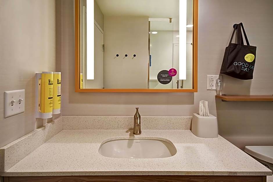 Tru by Hilton Smyrna Nashville, TN