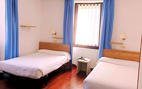 Double or Twin Room with Extra Bed (3 Adults)