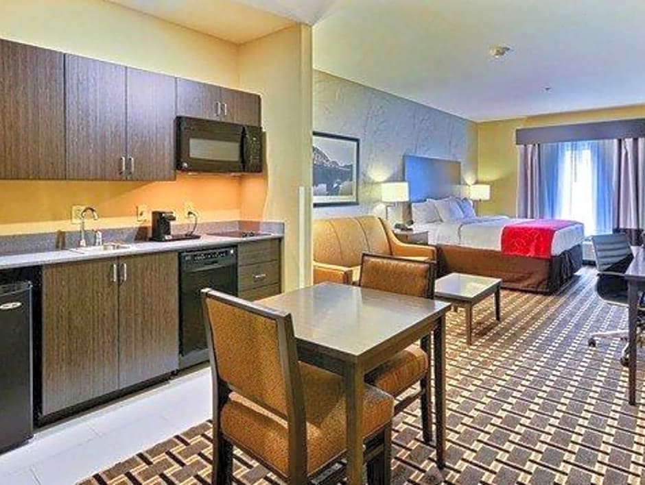 Comfort Suites Uniontown