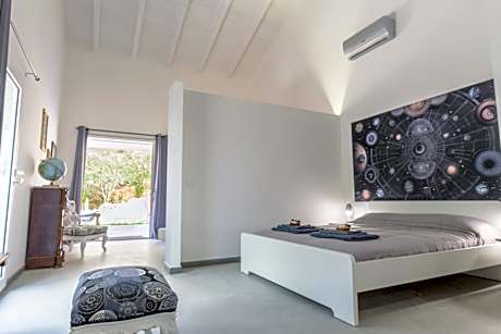 Deluxe King Suite