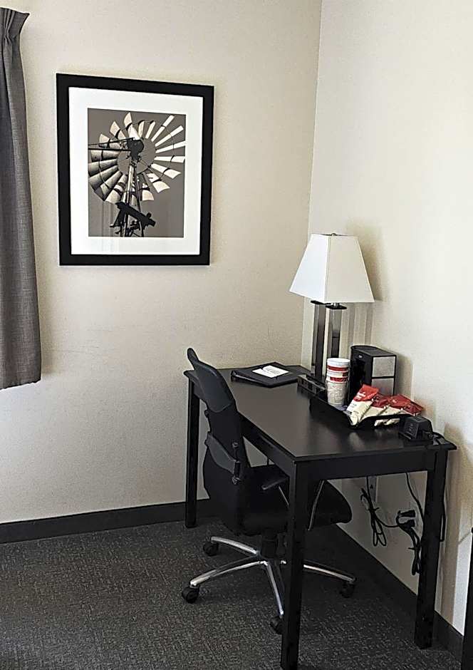 Cobblestone Inn & Suites - Manchester