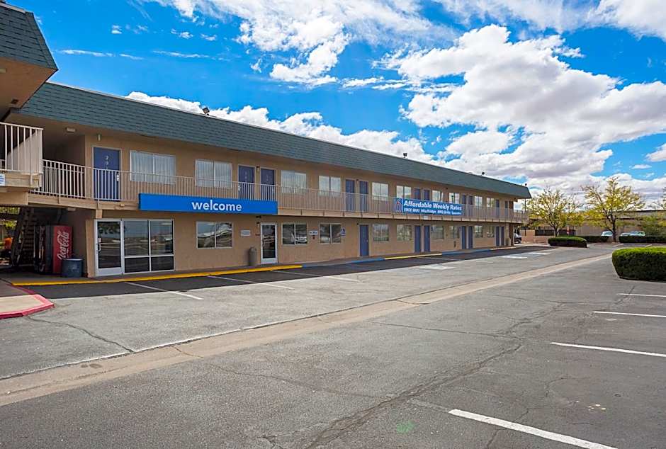 Motel 6-Holbrook, AZ