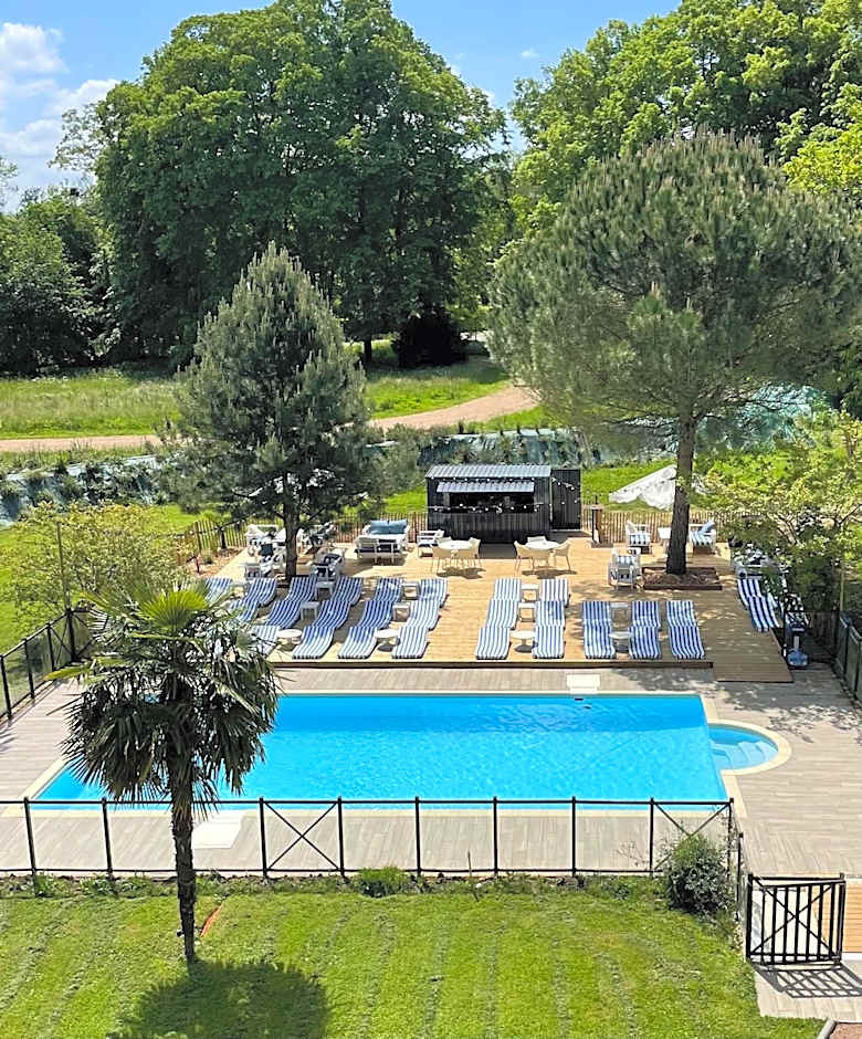 Logis Hôtels Château de La Barge