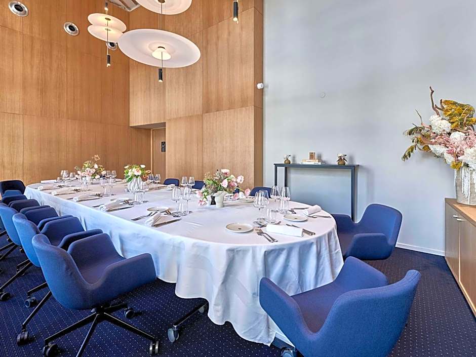 Domaine Reine Margot Paris Issy MGallery Collection