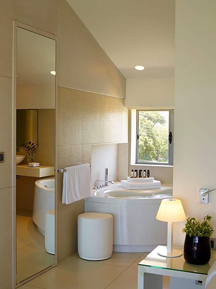 The Ixian Grand & All Suites - Adults Only Hotel