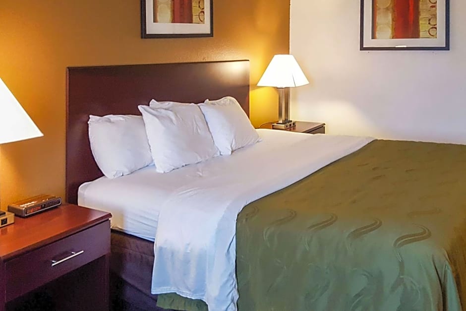 Quality Inn Ozark-Springfield South