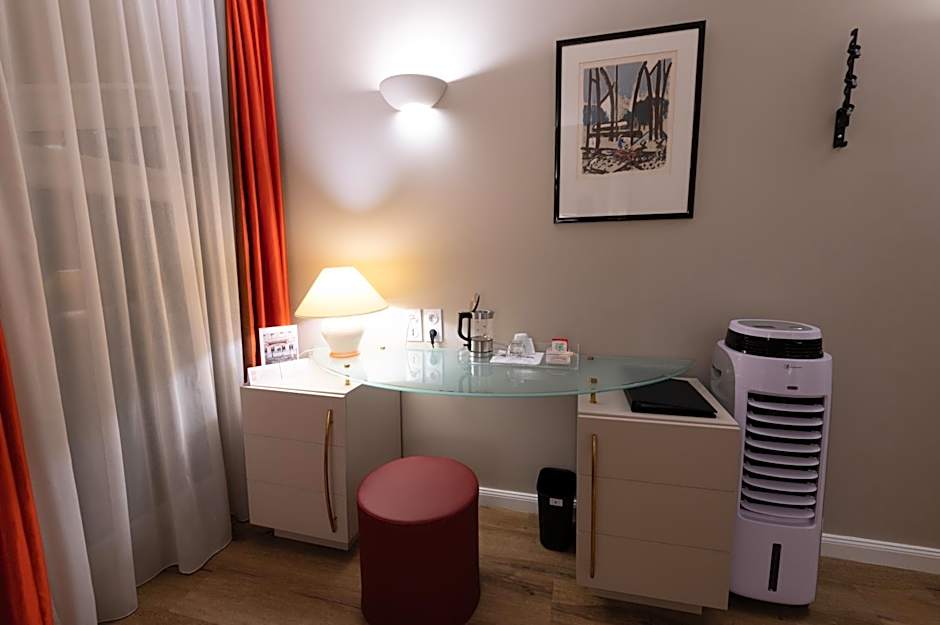 Grand Hôtel Du Tonneau D'Or